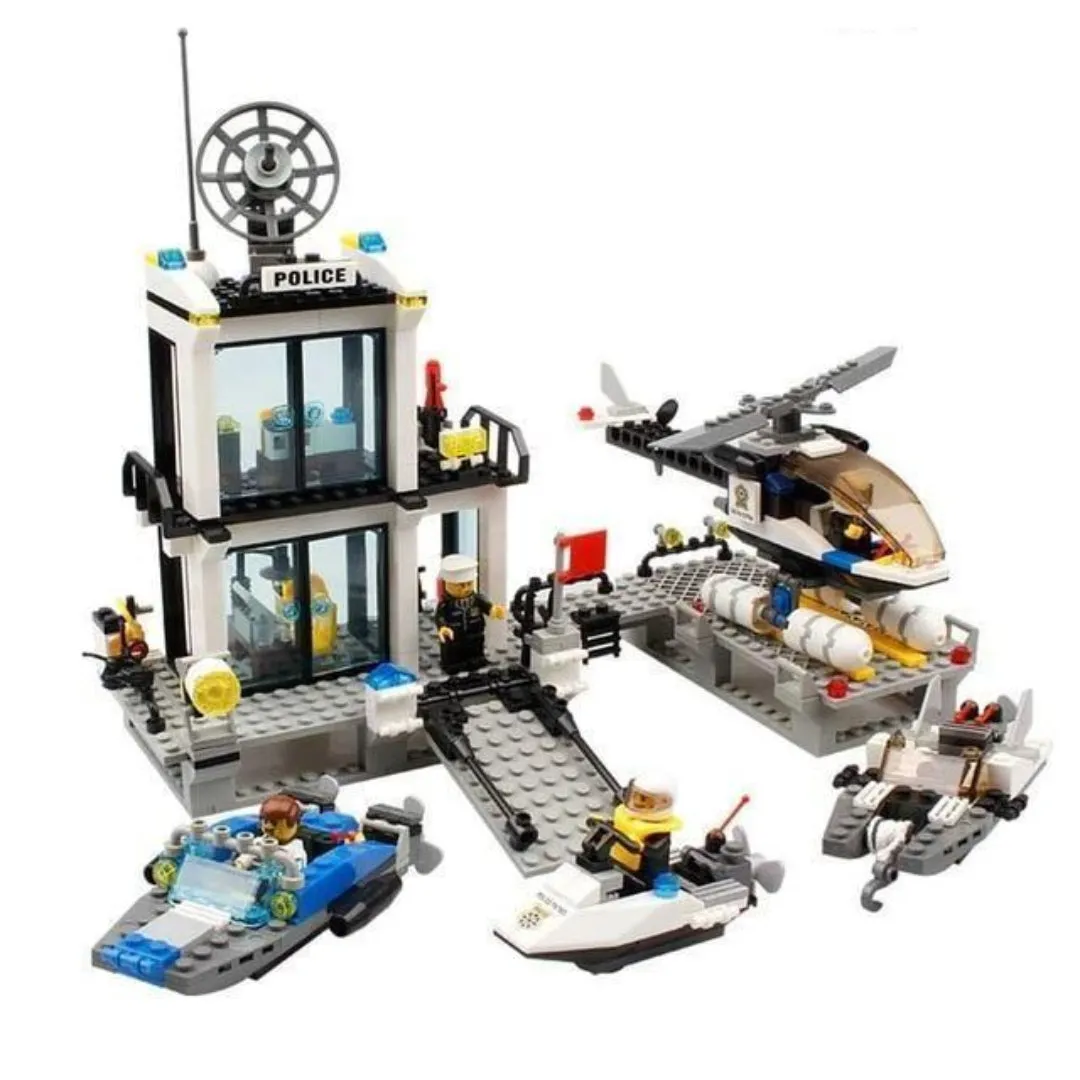 CoastalConstruct - Model Brick Toy City