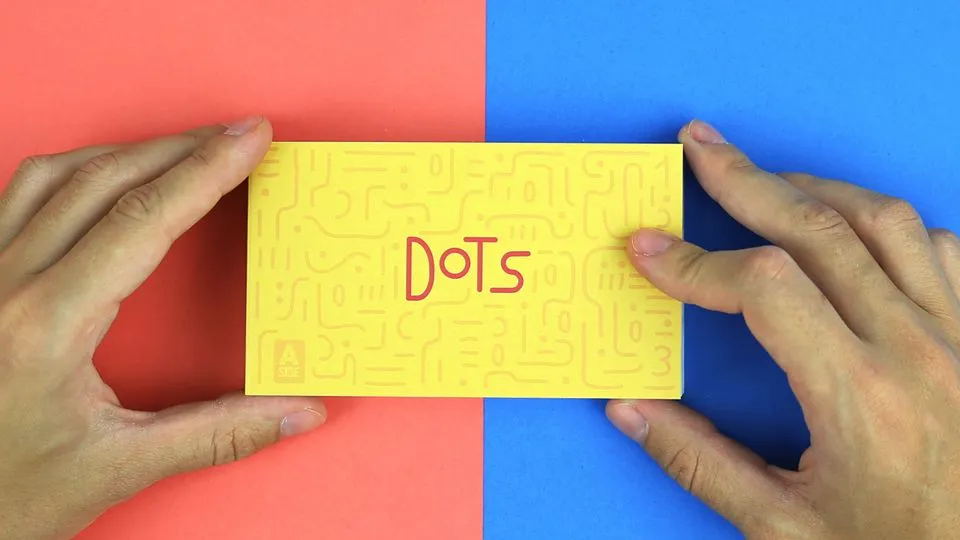 Dots & Lines