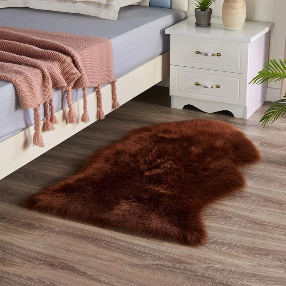 Faux Fur Sheepskin Small Area Rugs Chair Cover Seat Pad Plush Fur Home Decor Carpets 2x3 Ft Luxurious Wool Foot Mats Rug for Bedroom Living Kids Room, Machine Washable Shag Rug (Coffee)