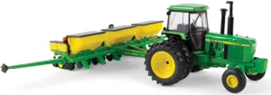John Deere 1/64 Scale 4450 Tractor with 7200 Planter Prestige Collection 14 