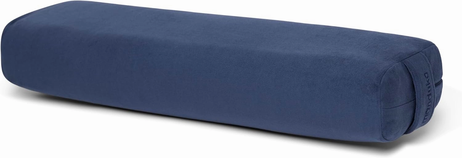 Manduka enlight Bolster Pillow - Yoga Pillow with Machine Washable Microfiber Cover, Curved Design for Optimal Workout and Meditation Support, Yoga and Pilates Equipment