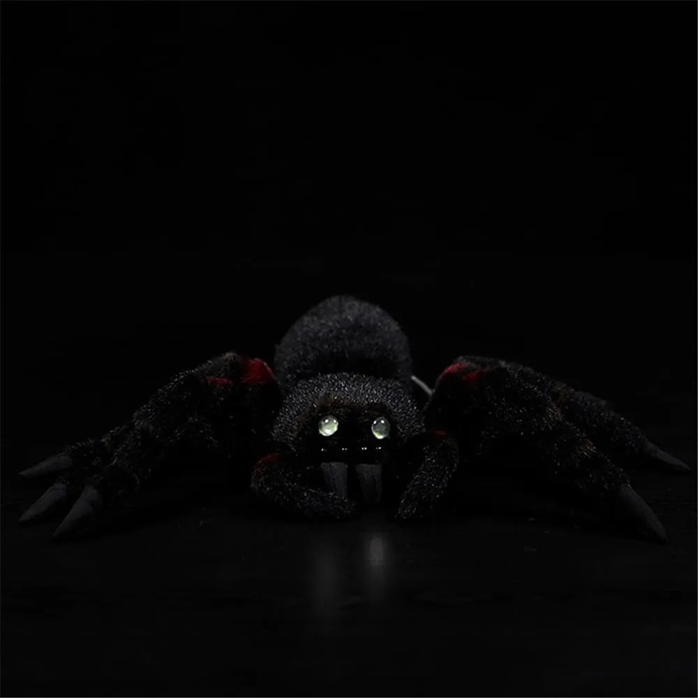 Realistic Mexican Red Knee Tarantula Plush Toy - Lifelike Spider Collectible for Nature Enthusiasts
