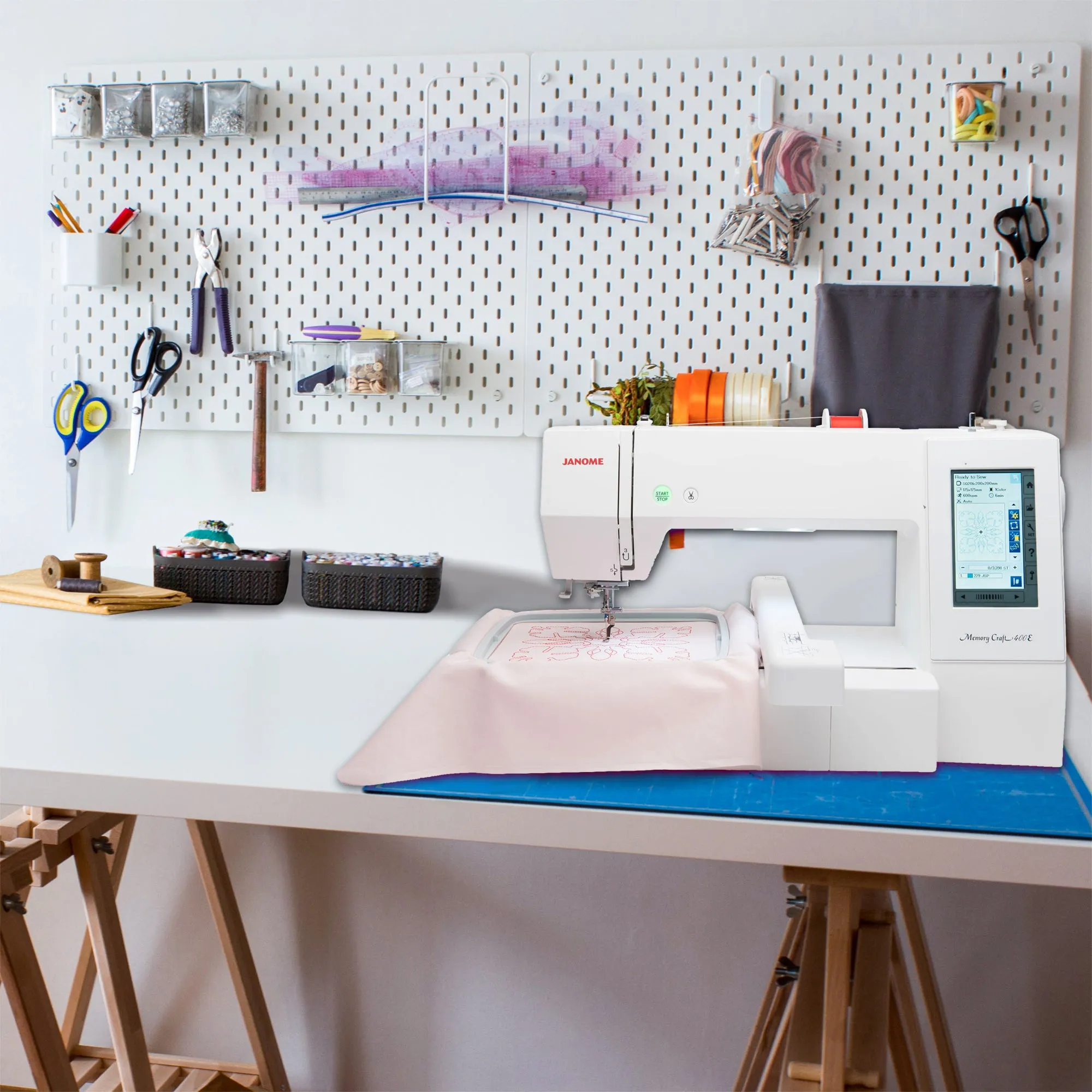 Refurbished Janome MC400E Embroidery Machine