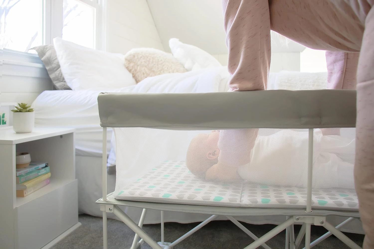 Regalo My Crib Portable Infant Bassinet, Includes Design Padded Insert, Travel Carry Bag, Support Tubes, Step Safety Locking Mechanism, Grey