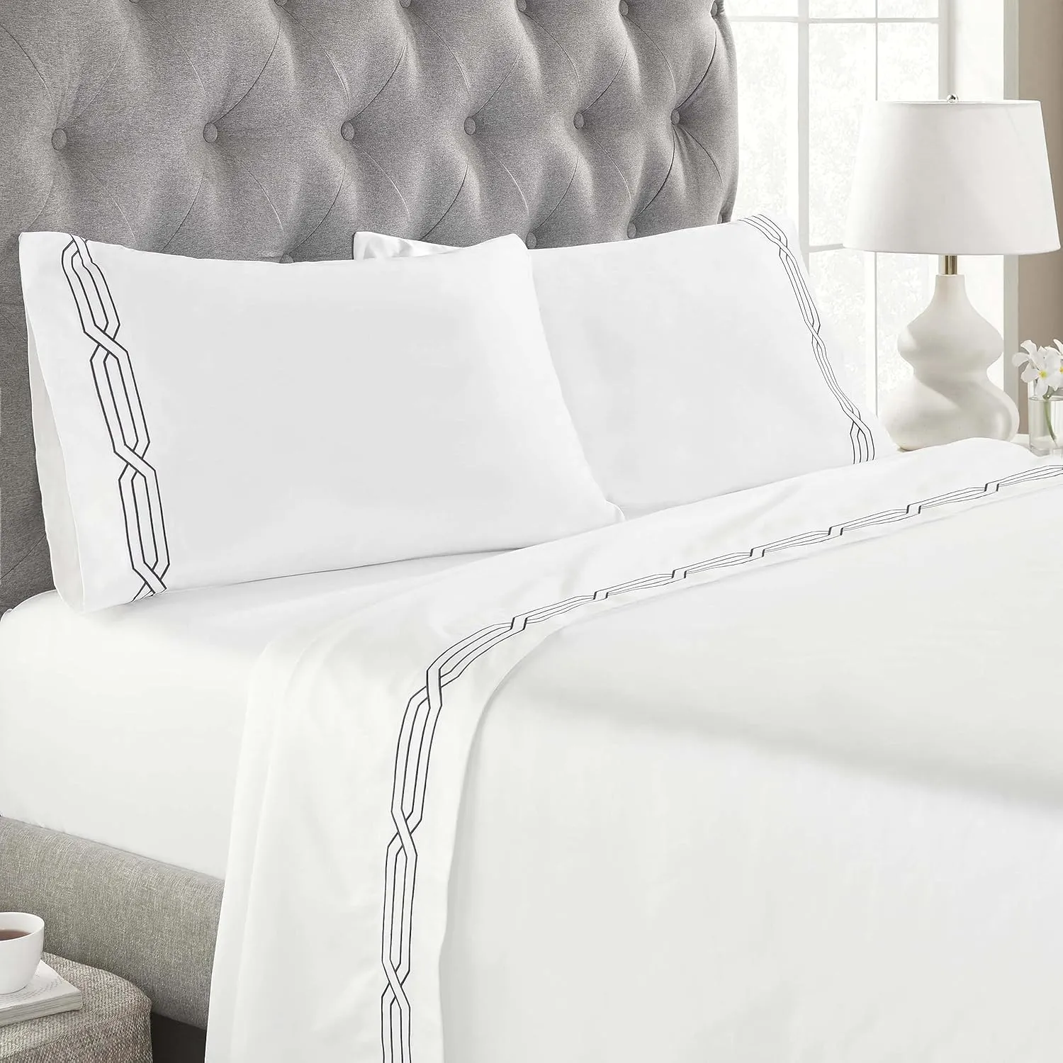 Superior Egyptian Cotton 4 Piece Sheet Set, Luxury 1200 Thread Count, Eco-Friendly, Sustainable Sheets, Soft Basics, Solid, Deep Pocket Fitted Sheet, Flat Sheet, Pillowcases, King, White-Navy Blue