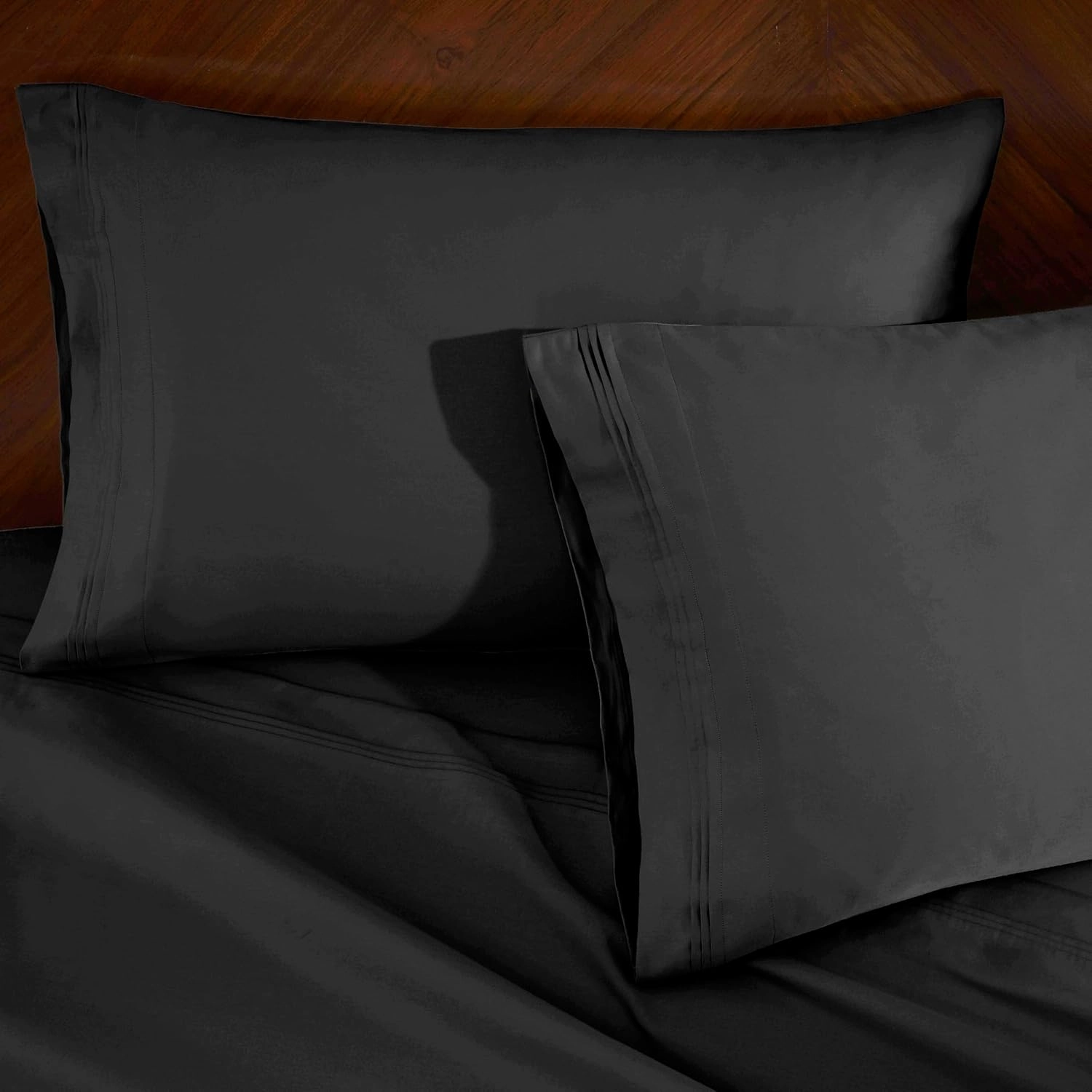 Superior Egyptian Cotton 4 Piece Sheet Set, Luxury 1500 Thread Count, Modern Design, Sustainable Sheets, Ultra-Soft Basics, Solid, Deep Pocket Fitted Sheet, Flat Sheet, Pillowcases, Queen, Black