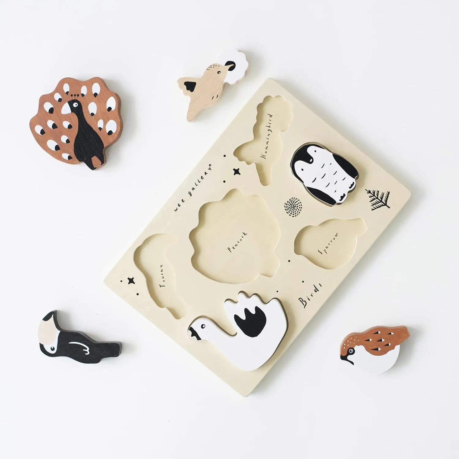 Wee Gallery Wooden Tray Puzzle Bugs, Montessori Toy for Toddlers and Preschoolers for Early Learning and Fine Motor Skill Development, Sustainable Educational Puzzle for Kids