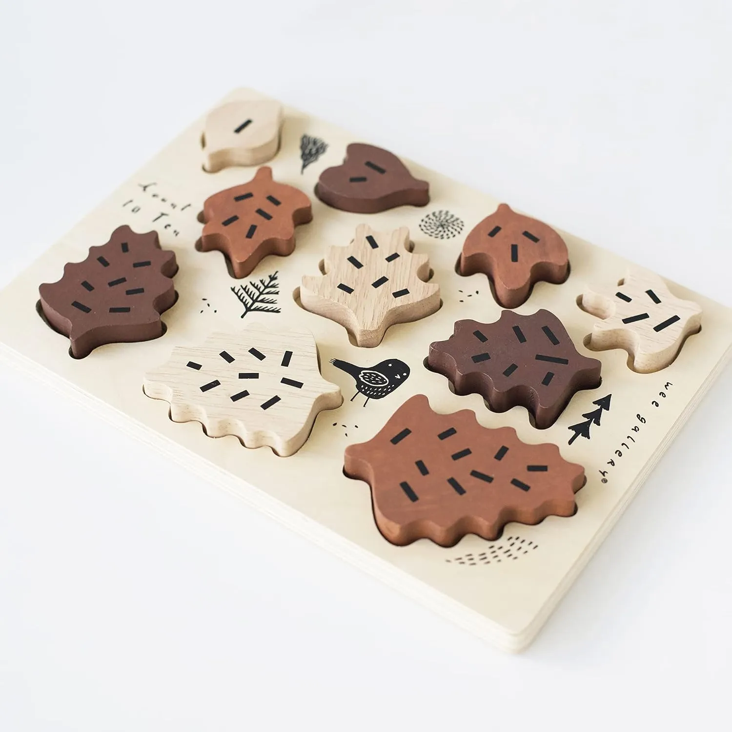 Wee Gallery Wooden Tray Puzzle Count to Ten Leaves, Montessori Toy for Toddlers and Preschoolers for Early Learning and Fine Motor Skill Development, Sustainable Educational Puzzle for Kids