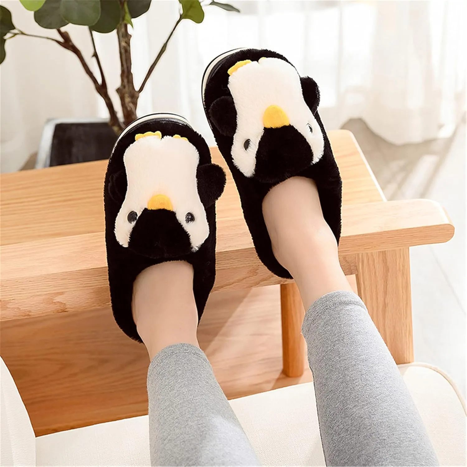YILANLAN Women's Penguin Plush Warm Animal Home Cute Slippers
